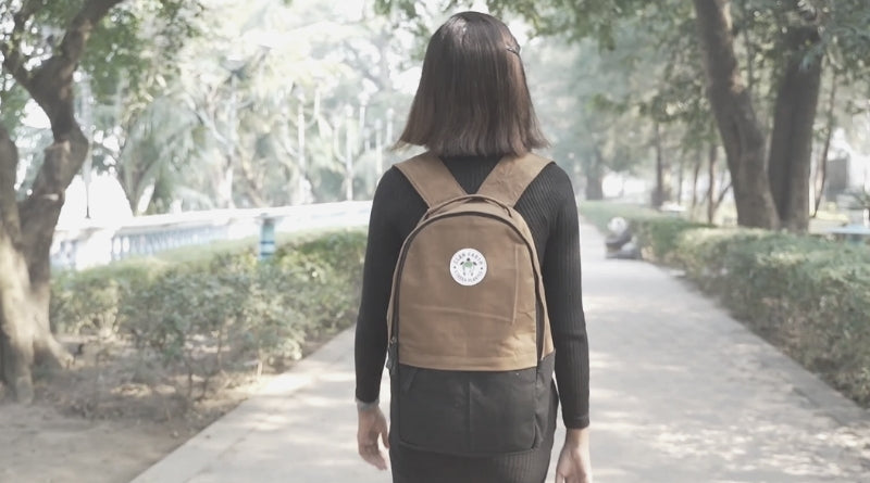 Plastic-free Sustinable Eco-Friendly Backpacks- 30 way to go plastic-free - Clan Earth