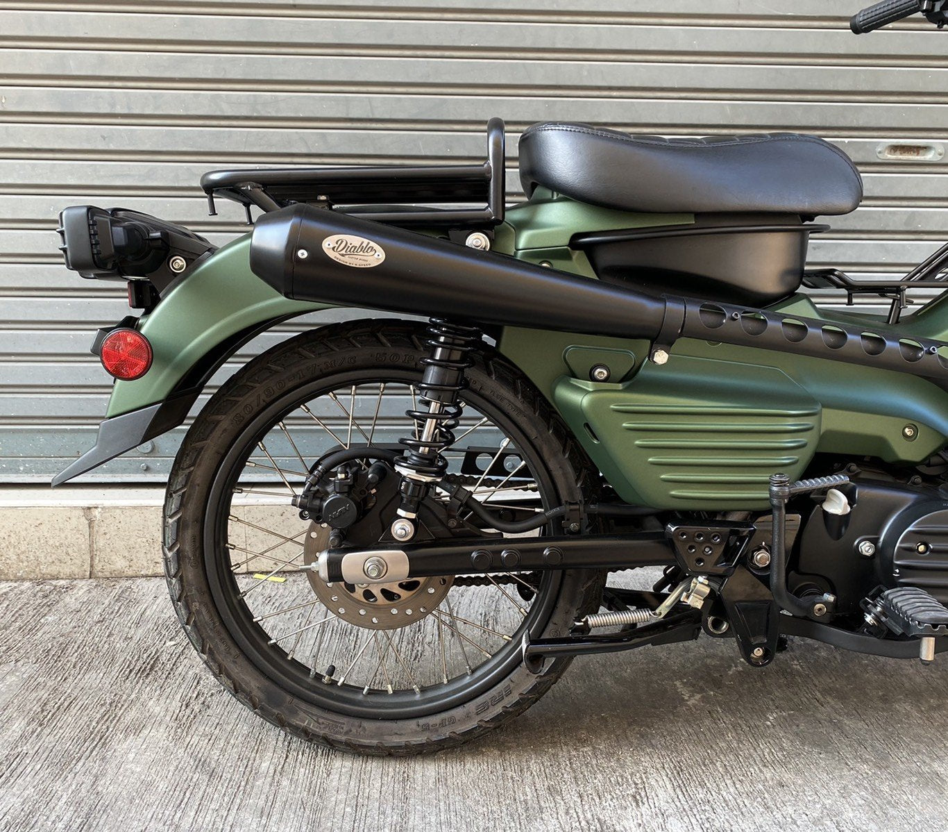 24時間以内　発送　　ホンダ CT125 ハンターカブ アップマフラー