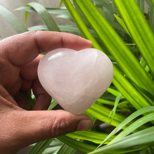 Rose Quartz Heart | The Zen Crystals