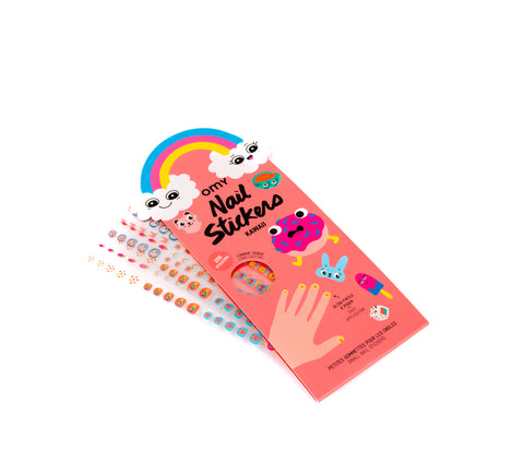 Des stickers à ongles pour filles