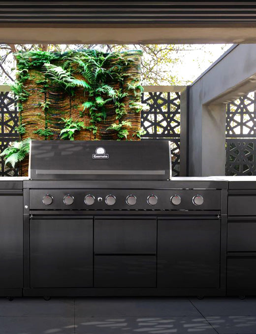 Black Outdoor Kitchen + Black BBQ with Outdoors Domain