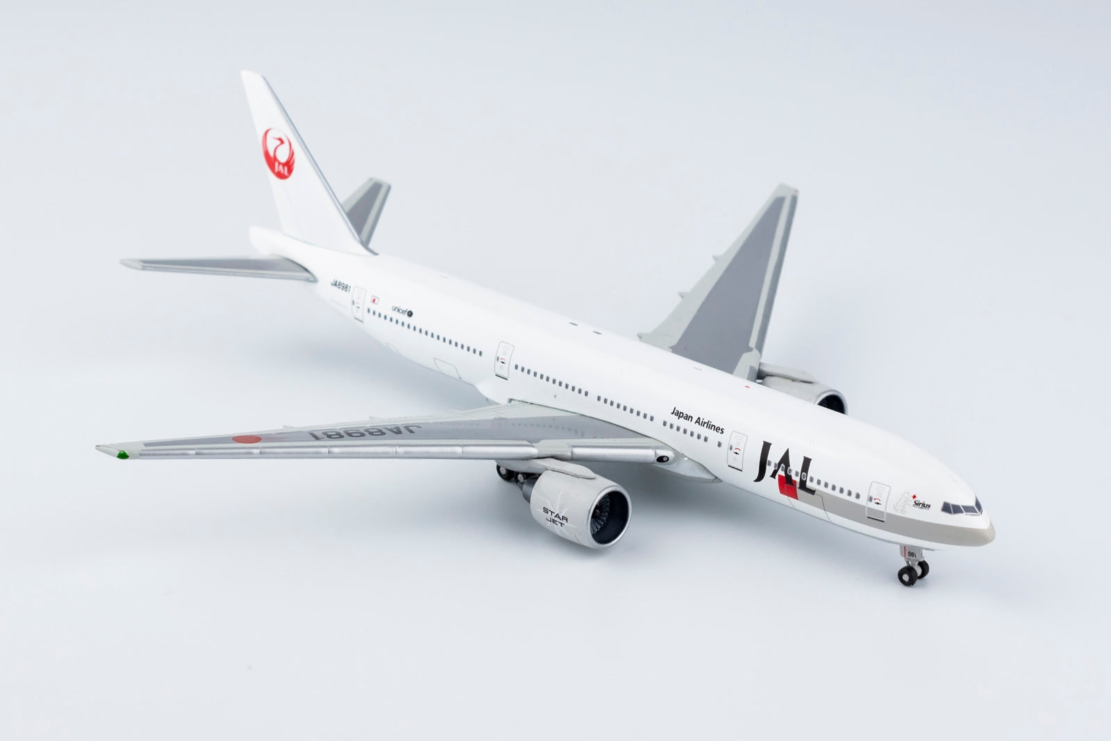 Jethut Models 1/400 Japan Airlines DC-8-30 JC007 – Midwest Model Store