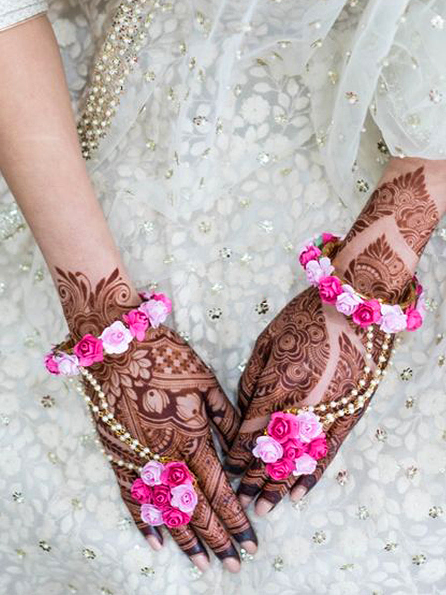 Trend Alert - Offbeat Mehendi Jewellery Designs and Styles Real Brides  Wore! - Witty Vows