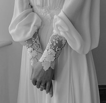 wedding dress lace trim chiffon sleeve