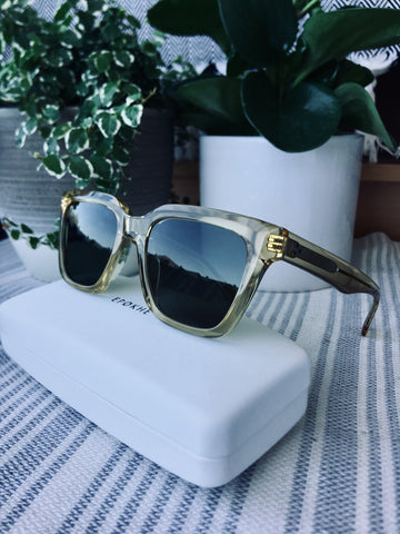 Epokhe hot sale valentine sunglasses