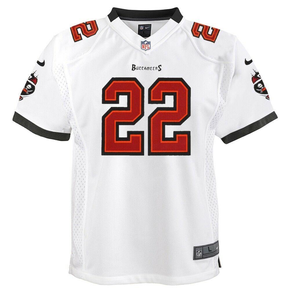 tampa bay buccaneers white jersey