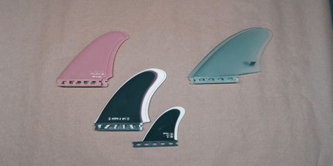 Twin fins, twin + 1 fin, keel fins, for surfing in Canada, Montreal, Quebec