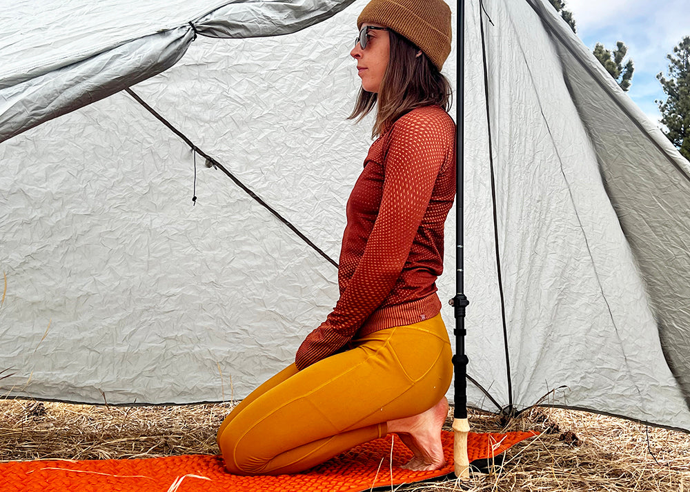 thunderbolt yoga pose in your tent