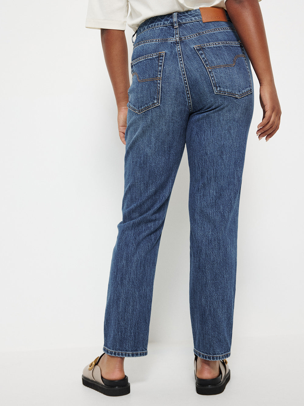 The High Rise Girlfriend Jean | Commonry