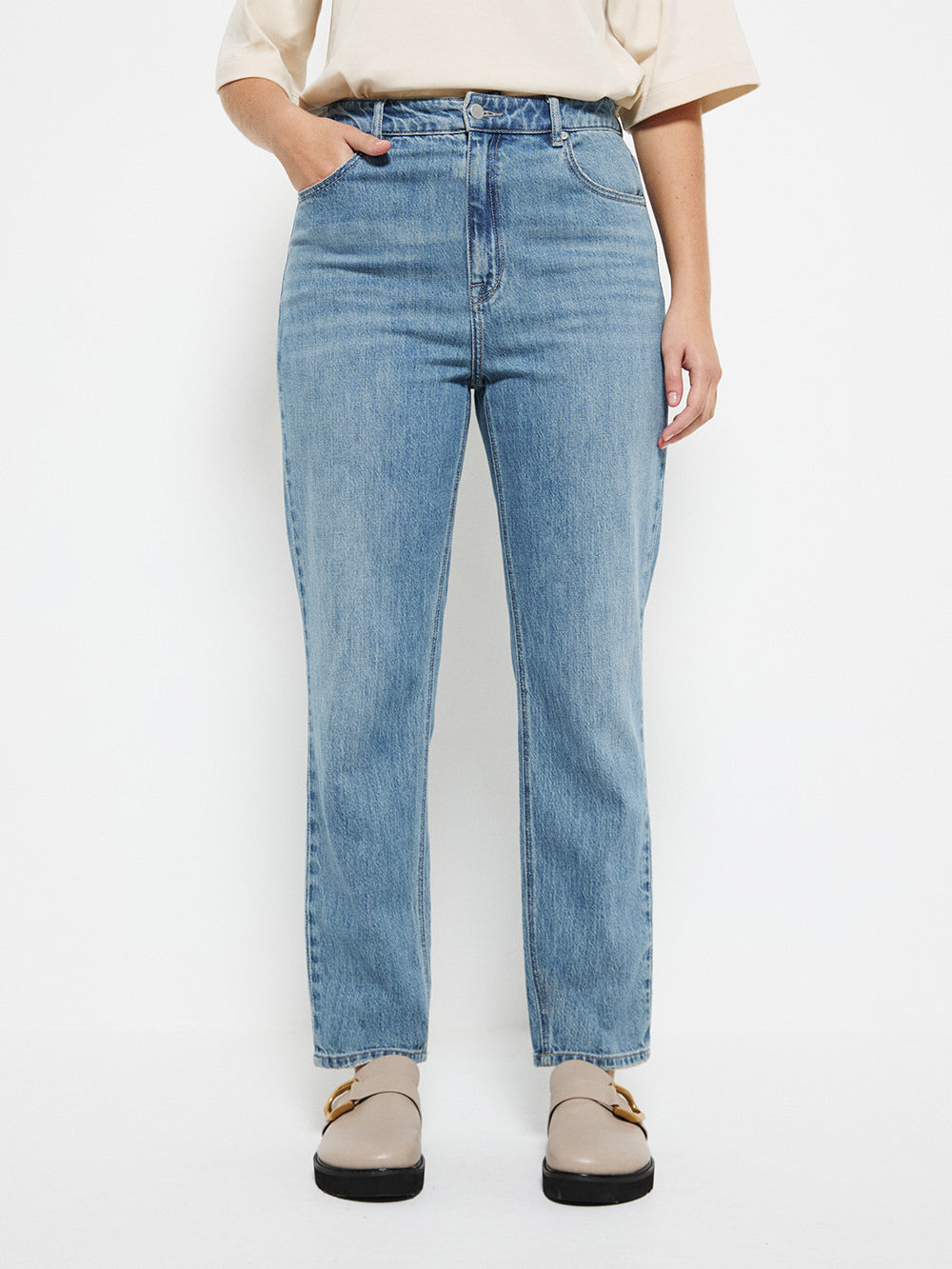 The High Rise Girlfriend Jean | Commonry