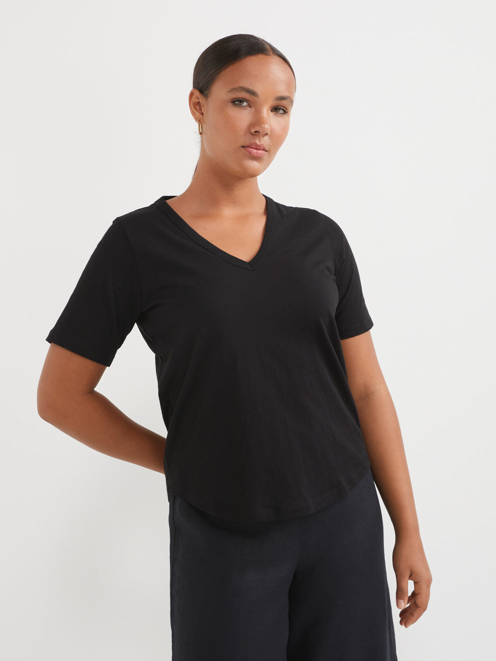 Common Standard Organic Cotton V-Neck Tee