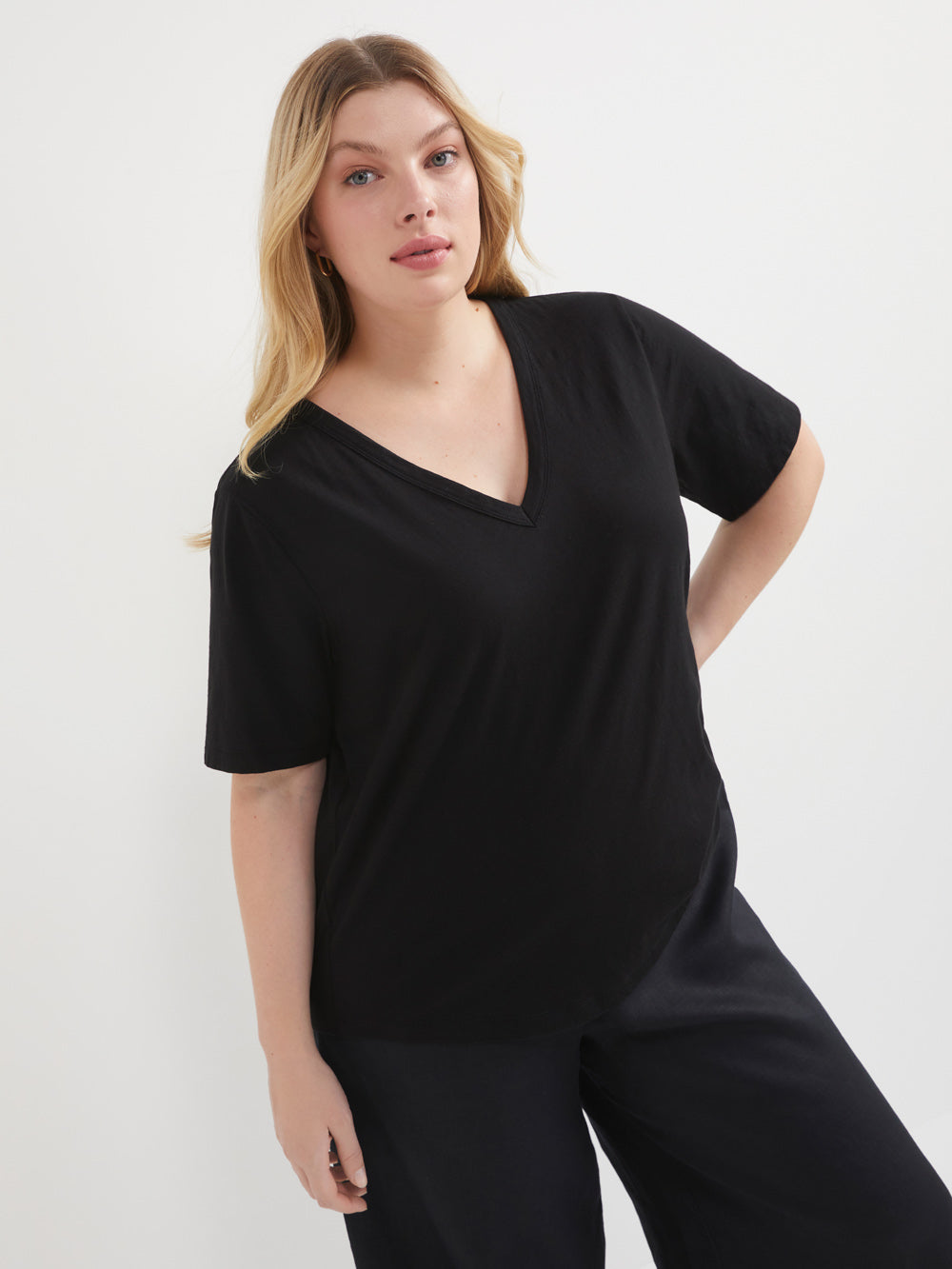 Common Standard Organic Cotton V-Neck Tee