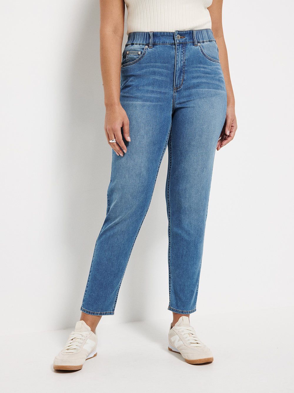 The Soft Stretch Casual Pant