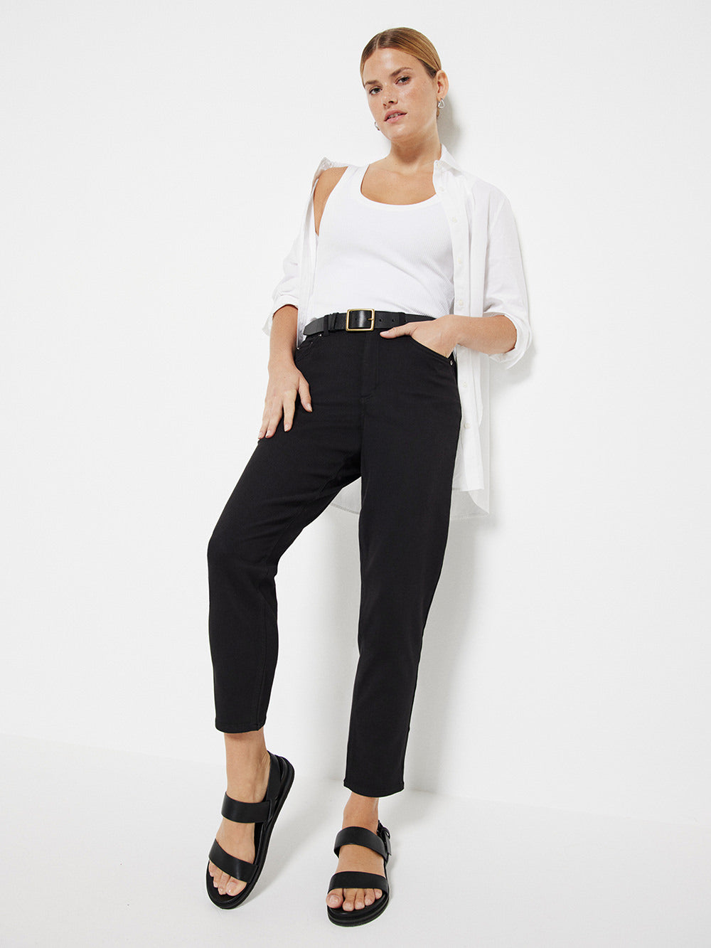 The Soft Stretch Casual Pant