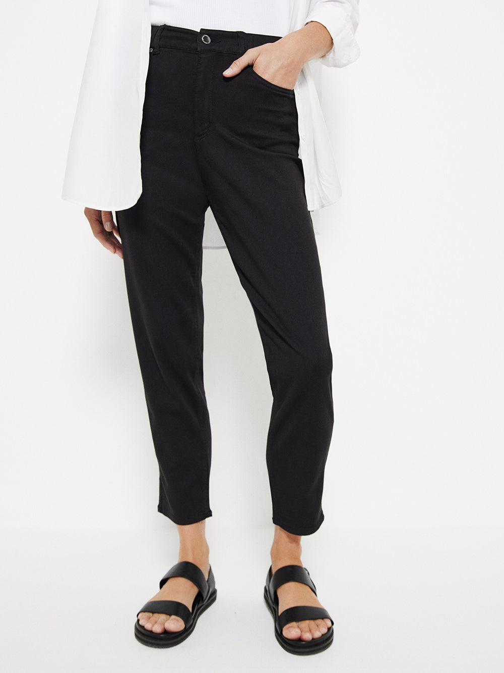 The Stretch Crepe Draped Trouser