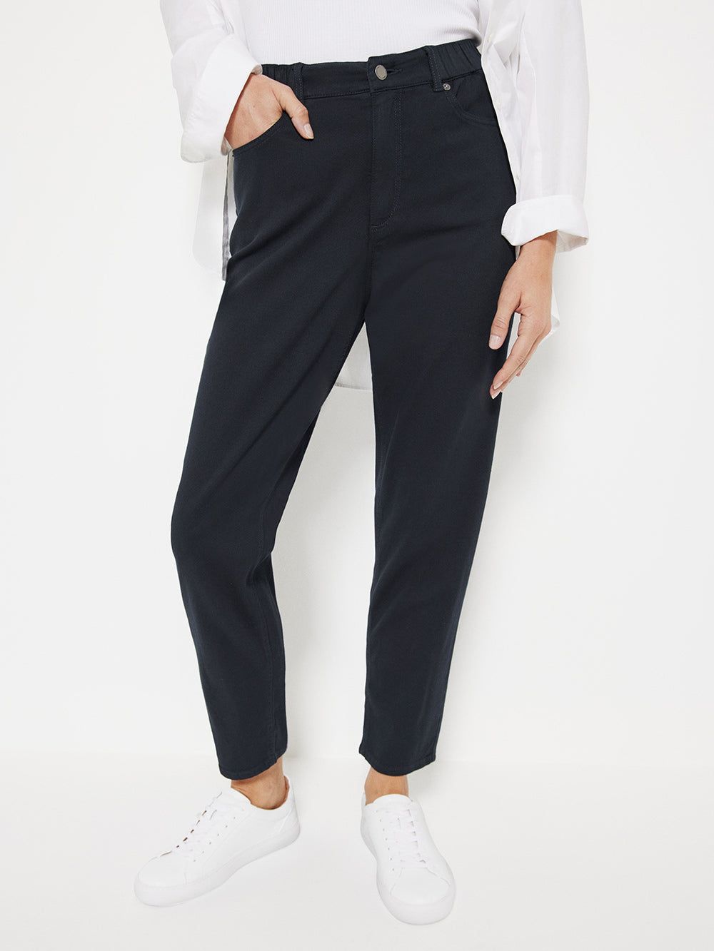 The Soft Stretch Casual Pant