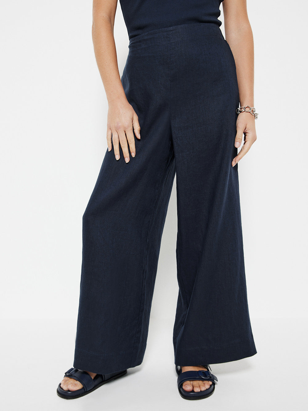 The Flat Front Linen Pant