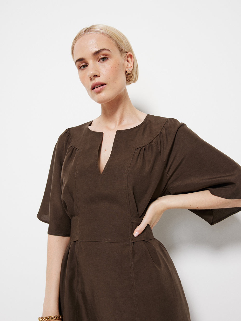 The Linen Flutter Sleeve Dress