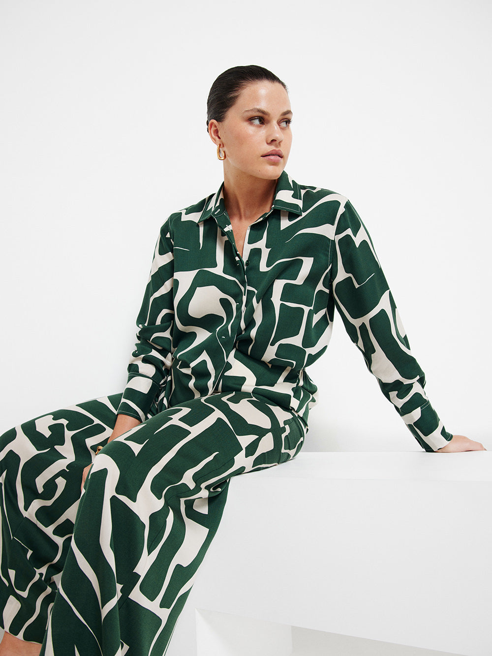 Zara, Pants & Jumpsuits, Zara Green Printed Pants