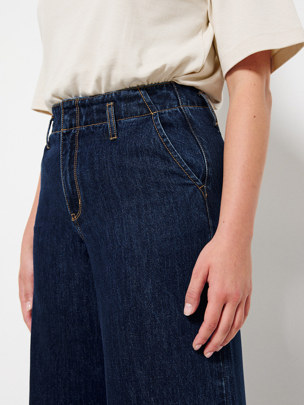 Side Pocket Jean