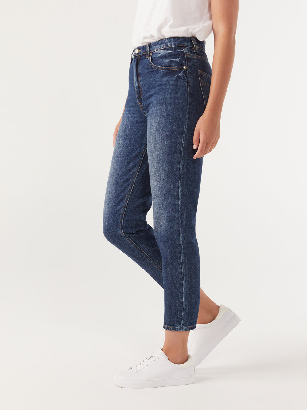 The Cropped Girlfriend Jean