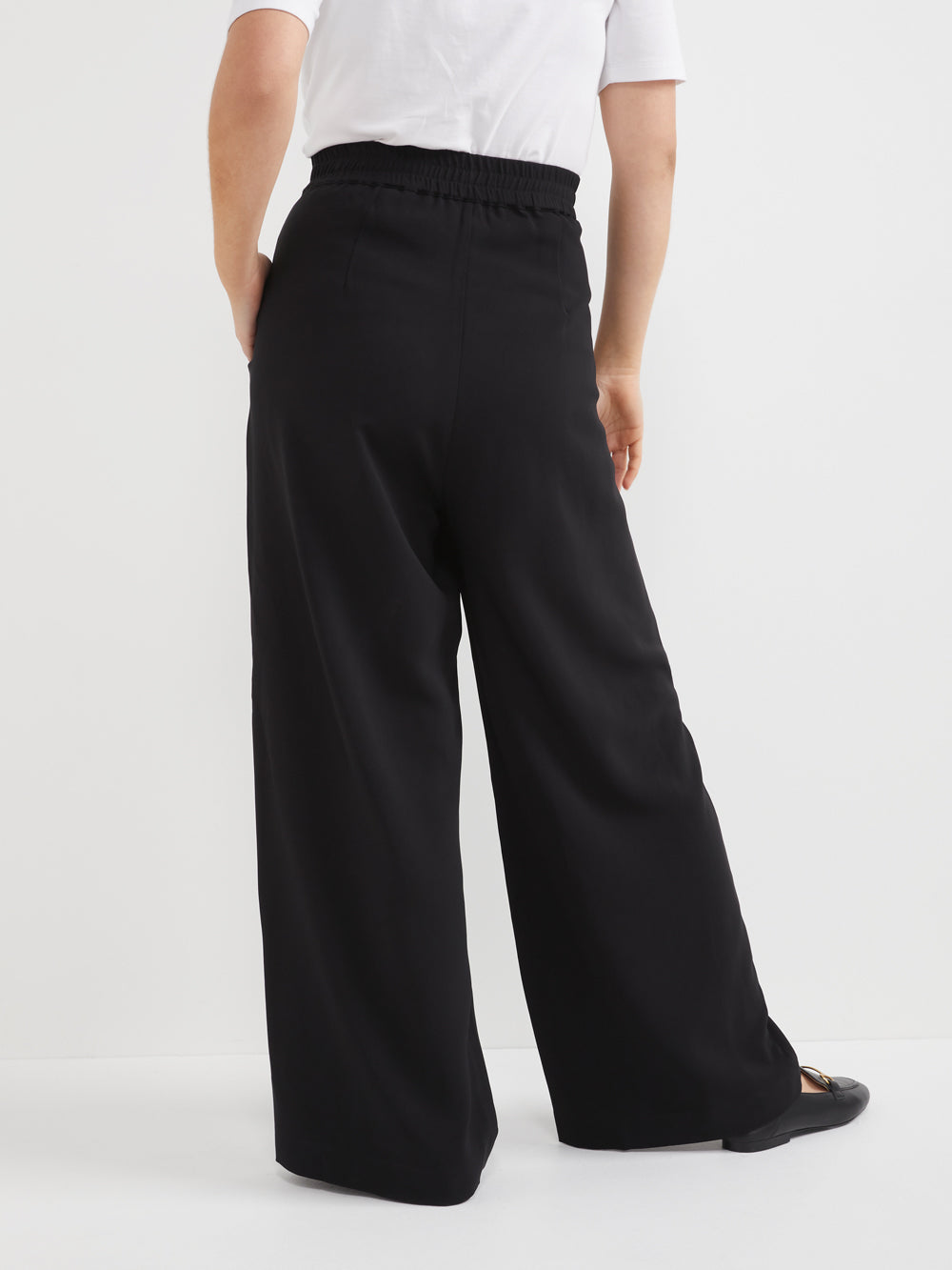 The Stretch Crepe Draped Trouser