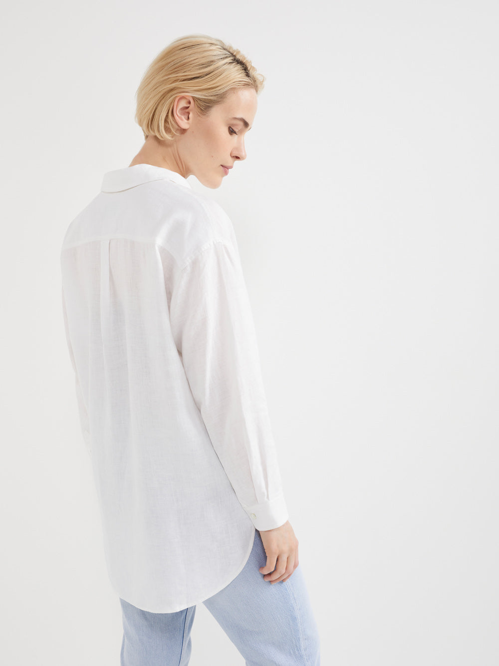 Common Standard Linen Popover Shirt