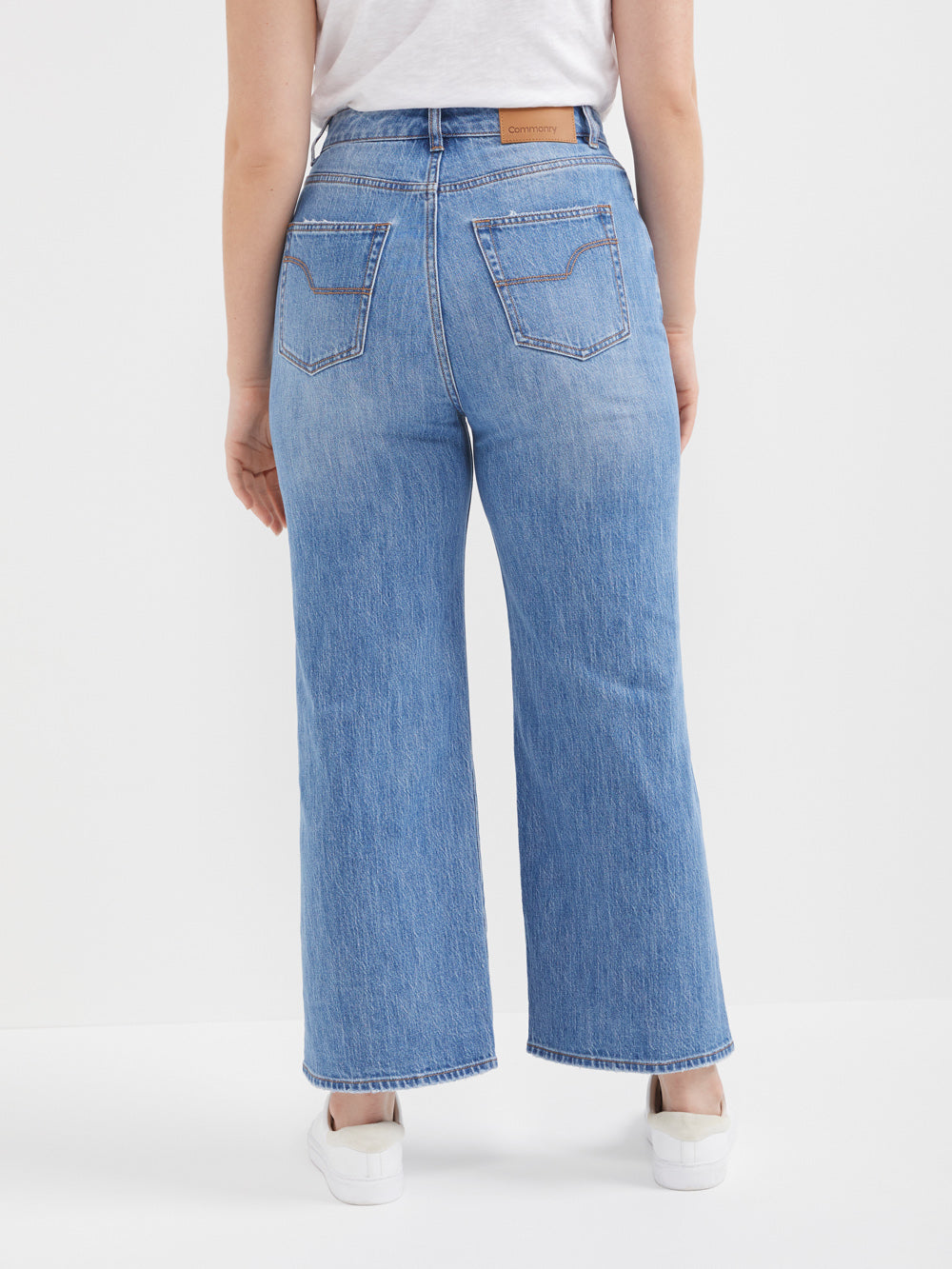 The Crop Wide Leg Jean - Commonry