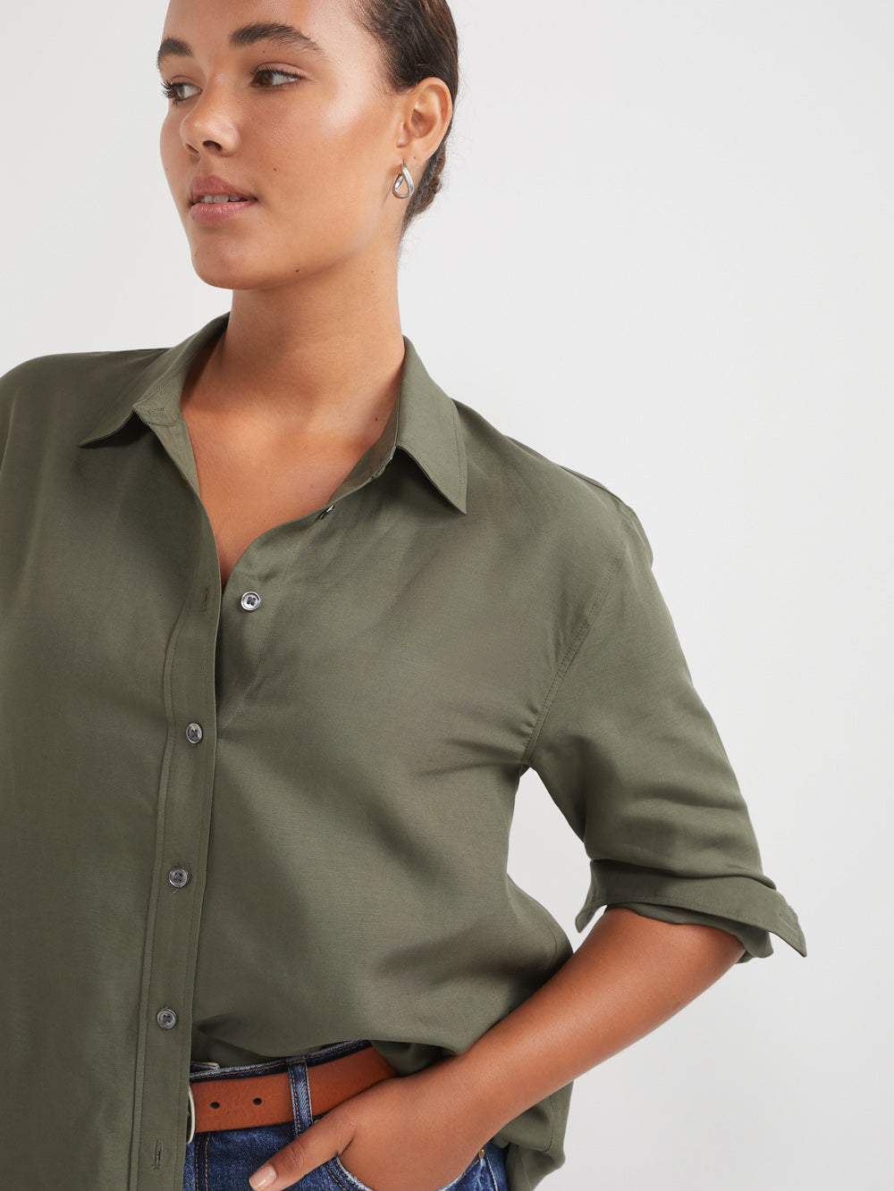 The Linen Blend Relaxed Shirt