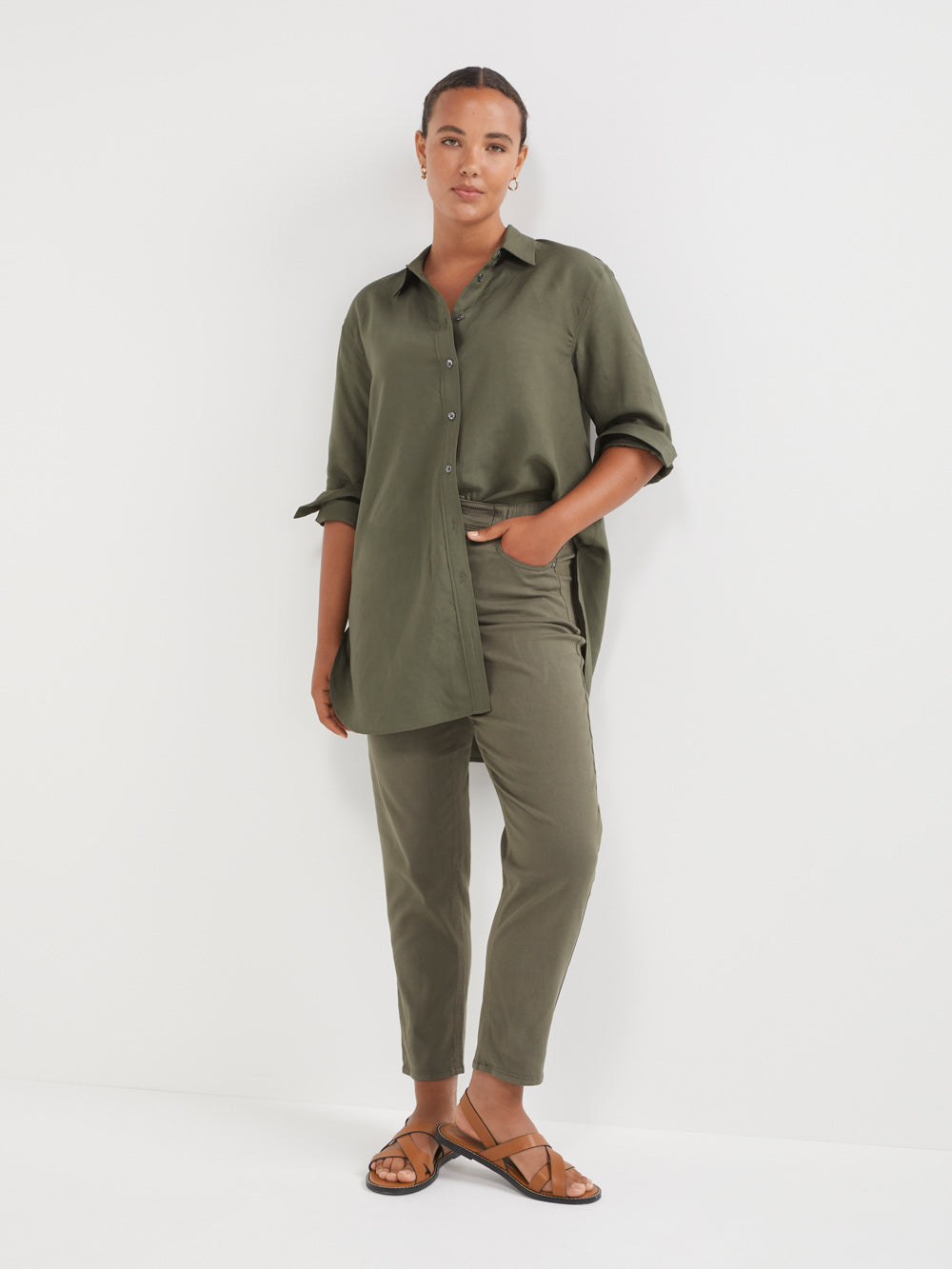 The Stretch Crepe Draped Trouser