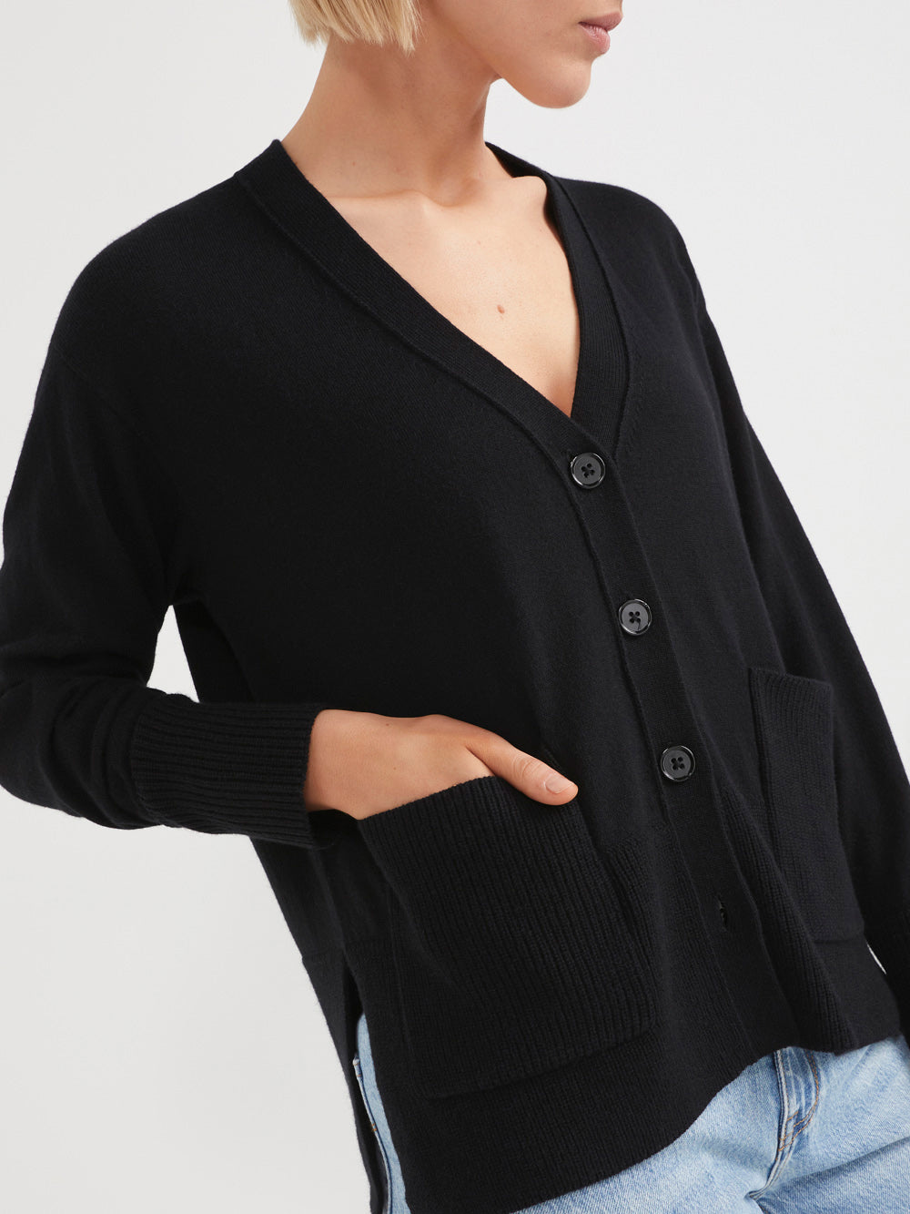 The V-Neck Pocket Cardigan | Commonry