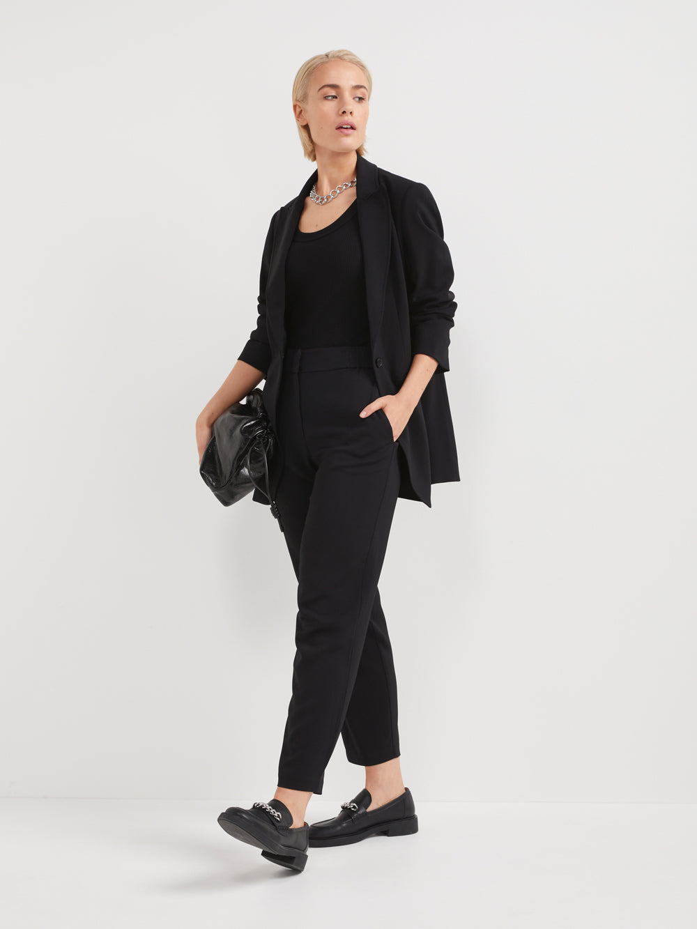 The Stretch Crepe Slim Trouser