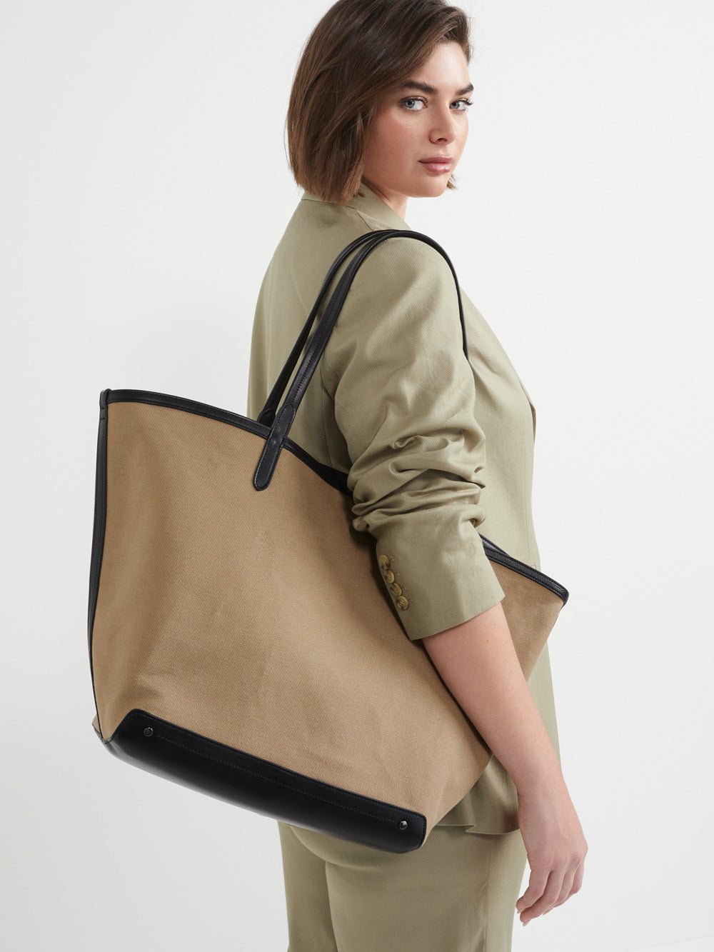 The Capri Tote