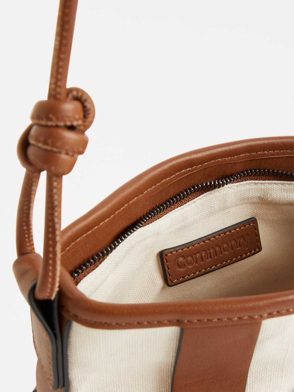 The Sanna Leather Sling