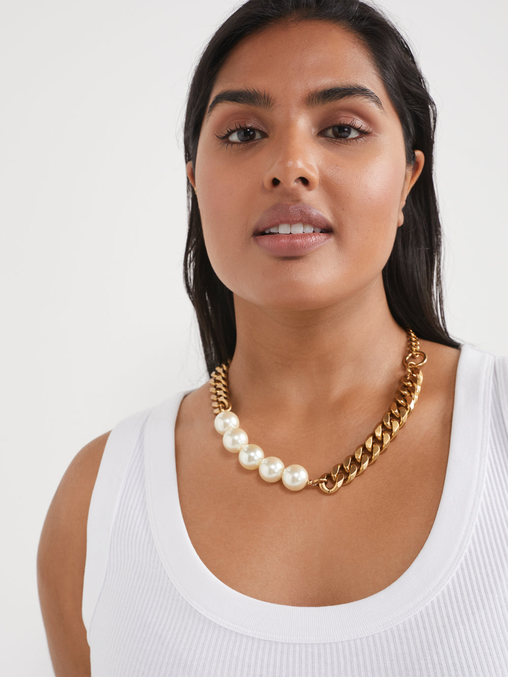 The Eve Pearl Necklace