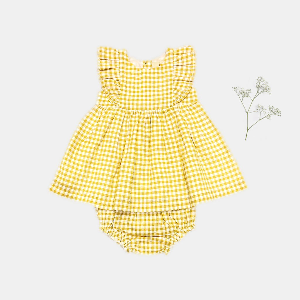 Yellow Gingham Dress Straw Bunny w/Basket – The Christmas Junkie