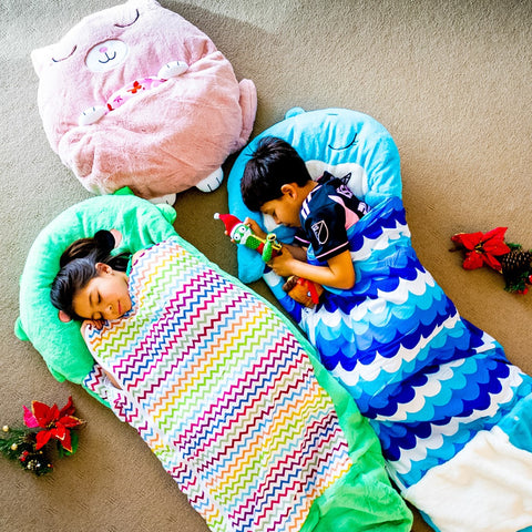 kids on sleeping bags