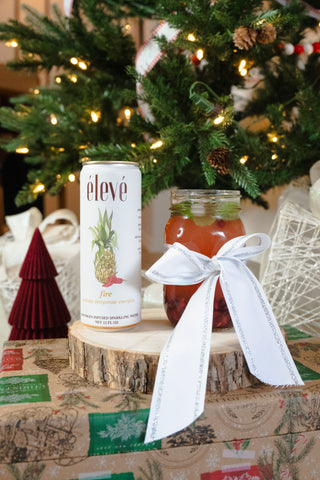 Spicy Grinch Mocktail with élevé sparkling water