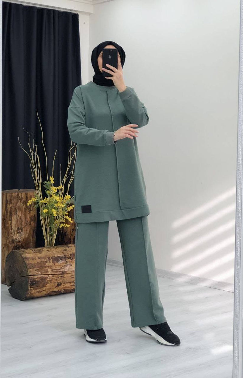 Wide Tracksuit with zipper both side