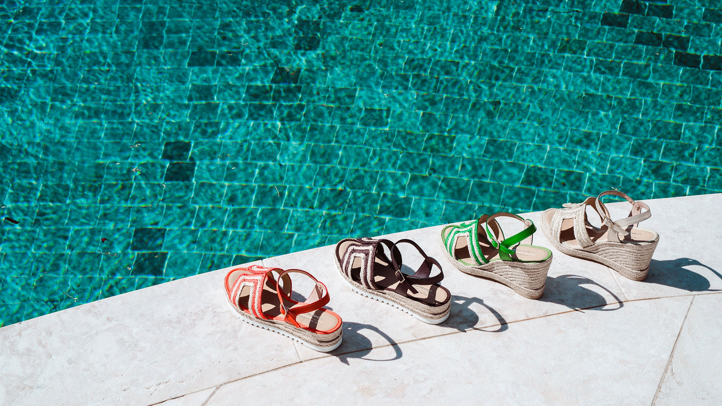 MAYAN & MOTIF espadrilles arranged by the pool