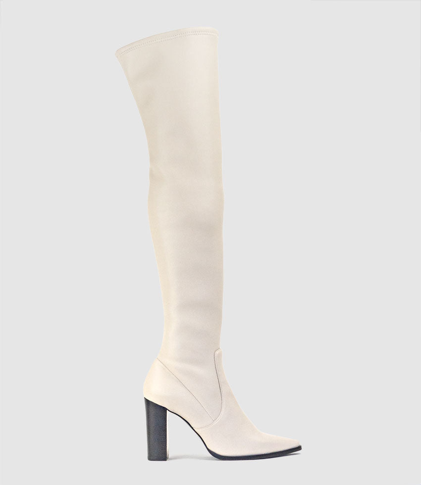 Knee high sales boots missguided