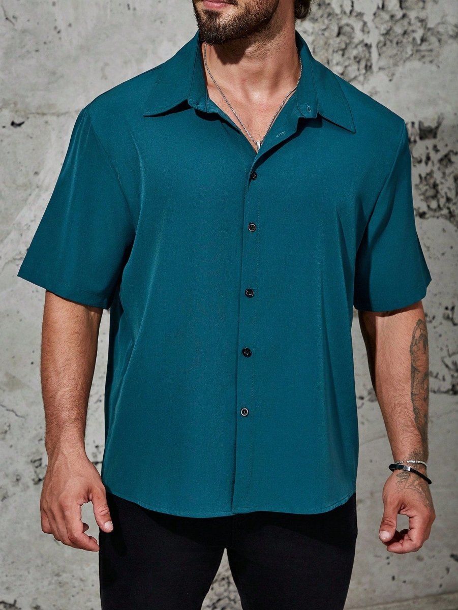 Manfinity Basics Men Button Front Shirt