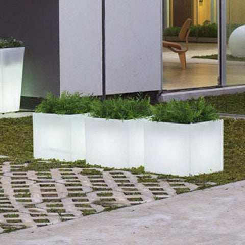 Lit Planters The Simple Way to Illuminate Your Garden