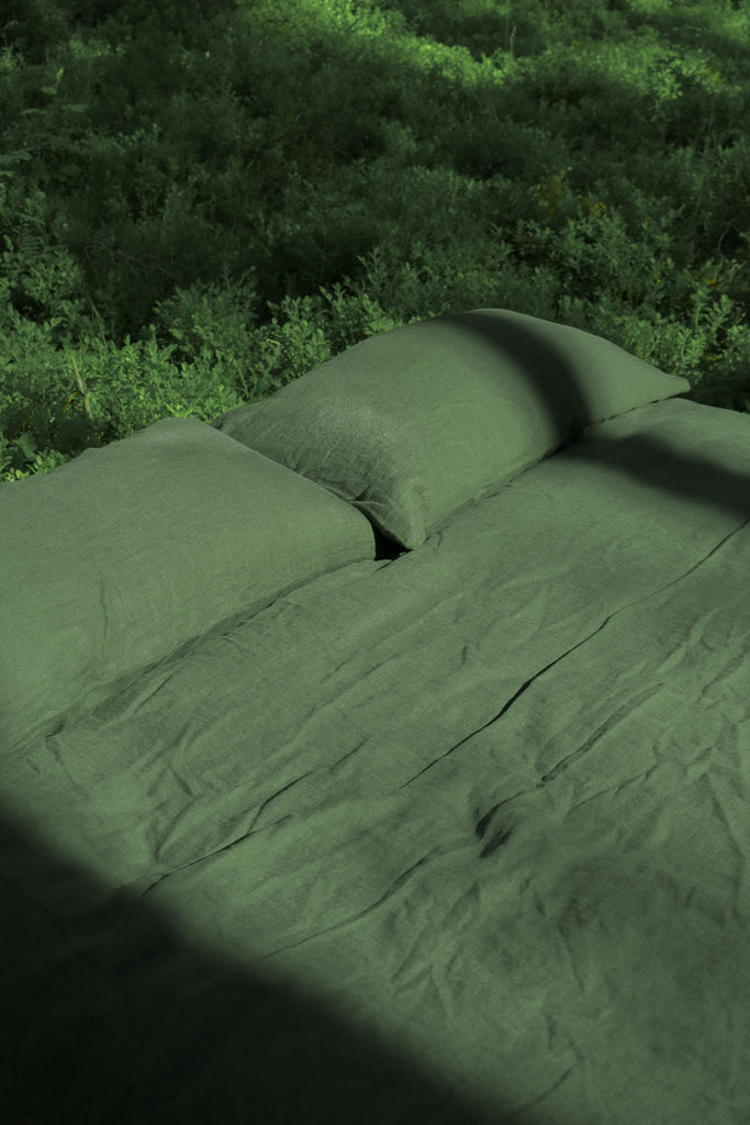 Sustainable and ethically made natural luxurious Linen bedding sheets