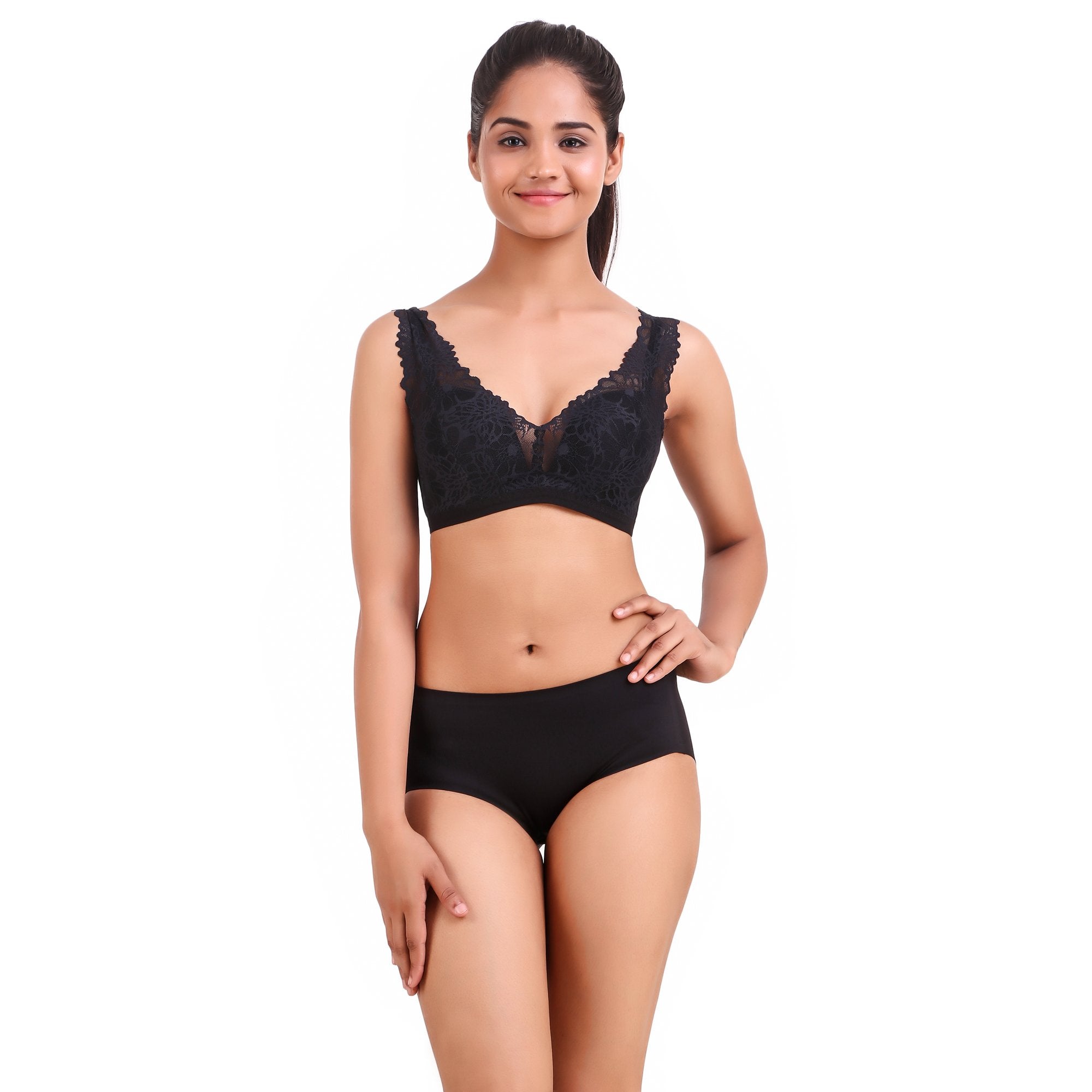 Shyle Polyamide Lace Spandex White Push Up Bra - Get Best Price from  Manufacturers & Suppliers in India