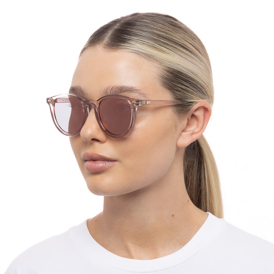 Le Specs Under Wraps Oval Sunglasses in Black