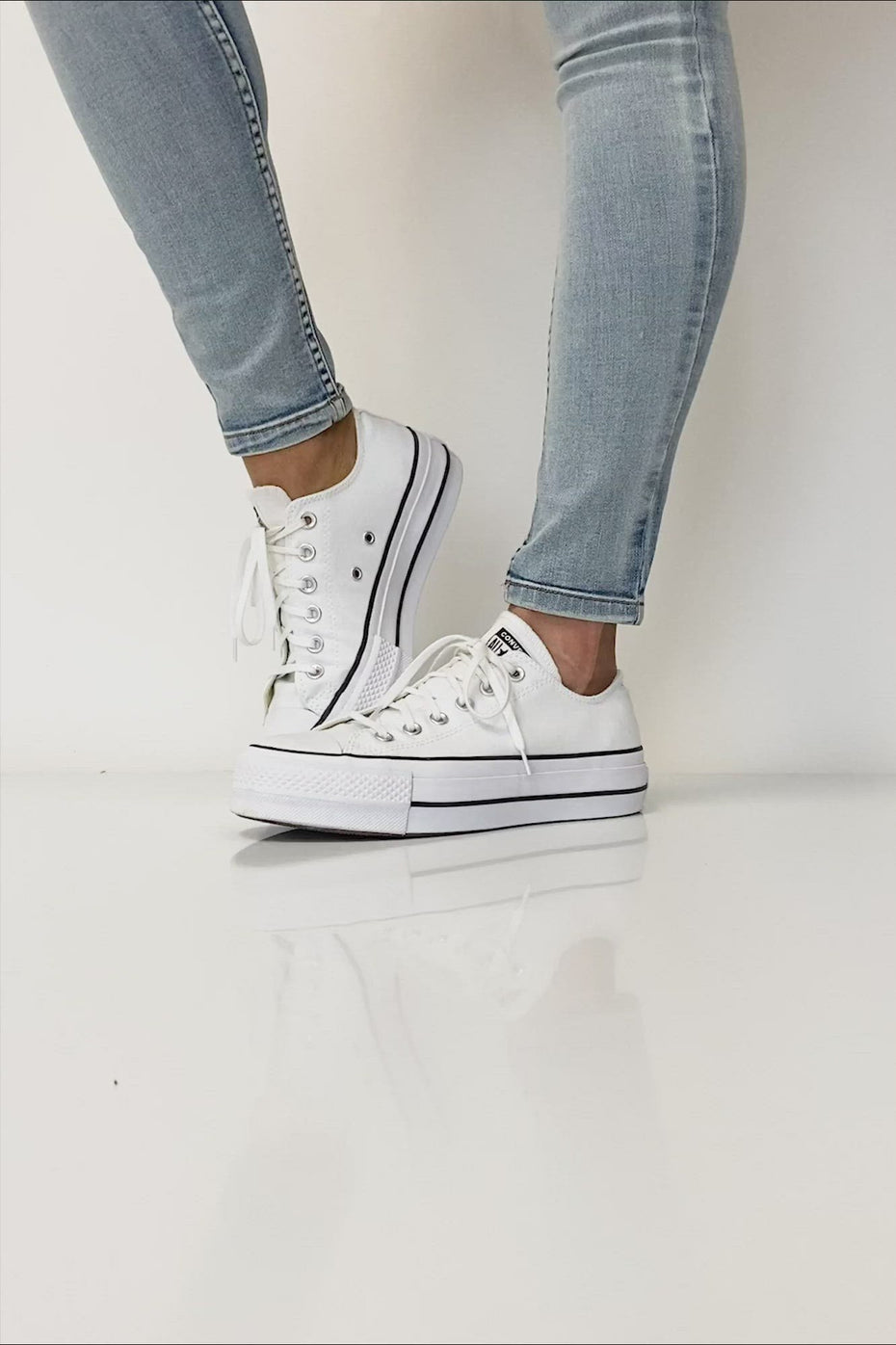 converse lift up