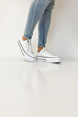 chuck taylor all star lift low top white