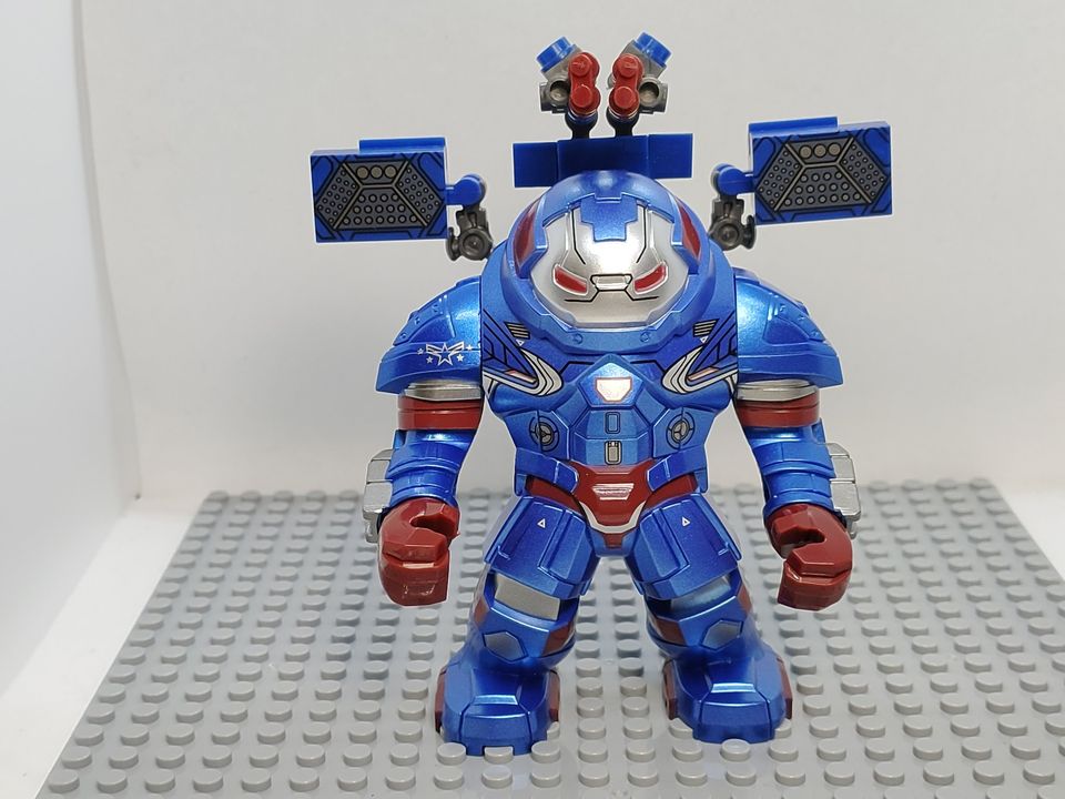 iron patriot hulkbuster