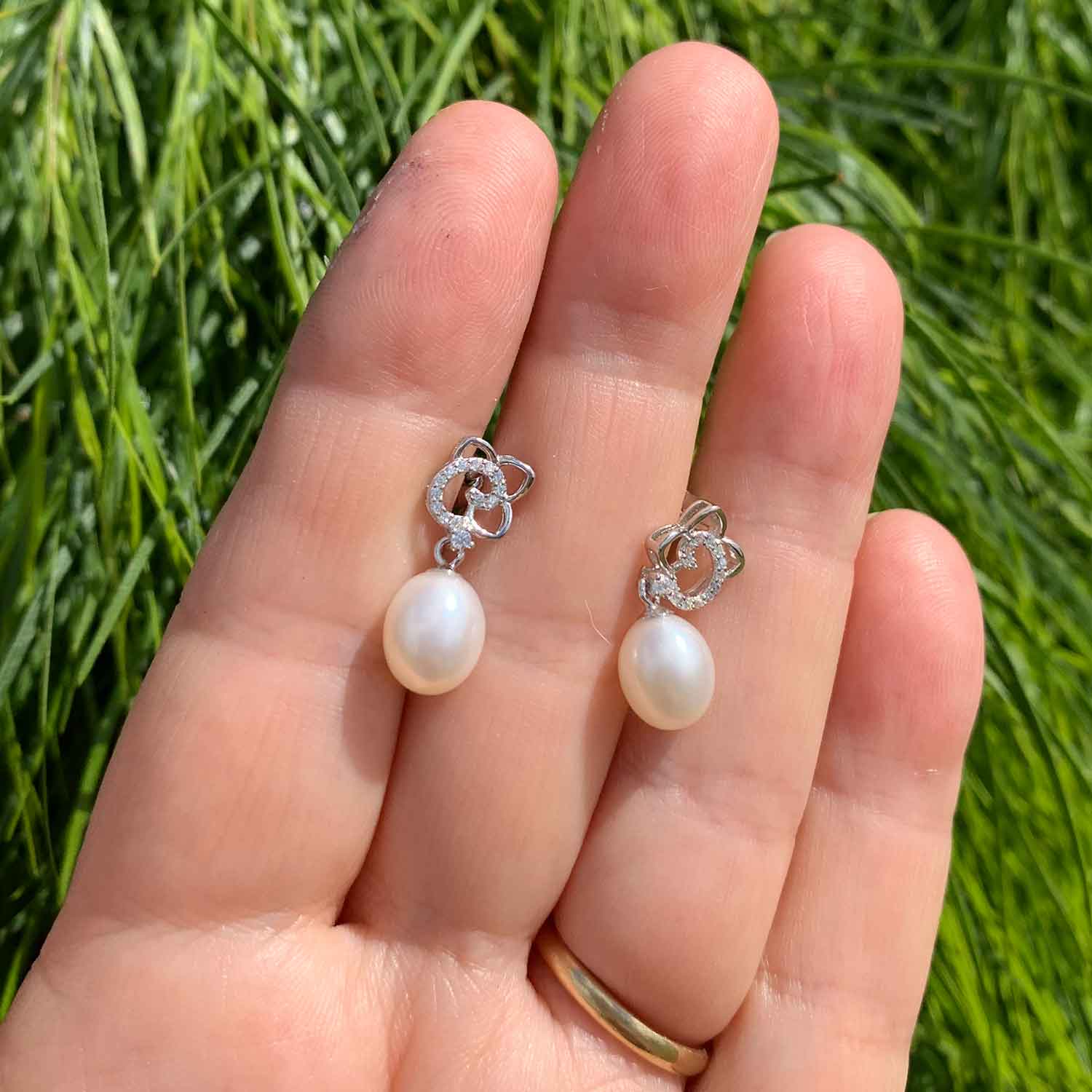 S925 Silver Pin Korean Style Pearl Earrings, Women's Elegant Rhinestone  Inlay Minimalist Delicate Small Earrings, Same Style As Popular Internet